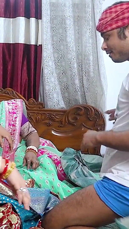 DESI TWO MALLU BHABHI HARDCORE FUCK WITH HER DEBAR WHEN THEY  ARE ALONE AT HOME FULL MOVIE ( HINDI AUDIO ) | Clip 1