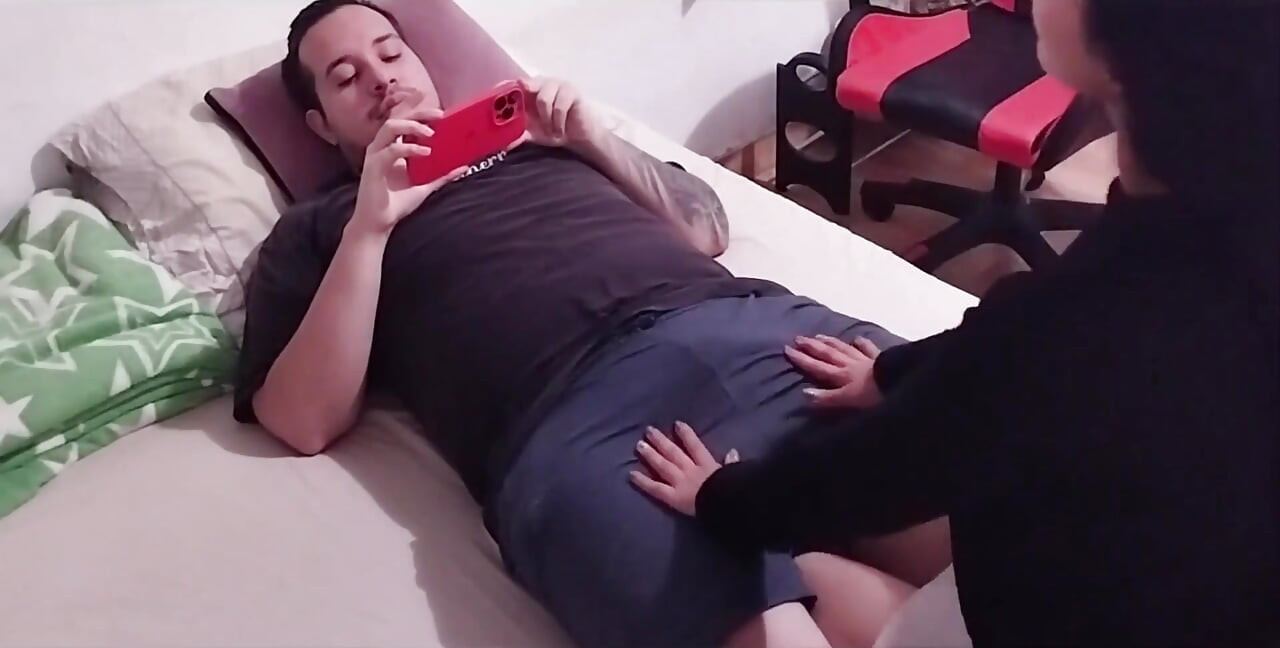 Que delicioso boquete da esposa do vizinho do outro lado da rua me dá