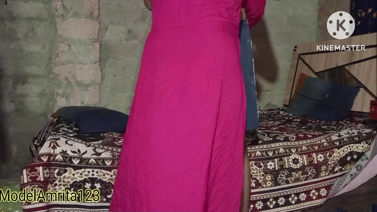 Cumnata și cumnata indiană desi sexy sex incitant