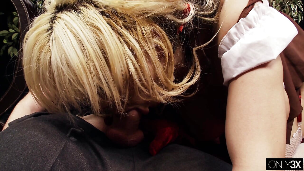 숲에서 완전히 잃어버린 거유 에이미 Andersson 프리미엄 편집