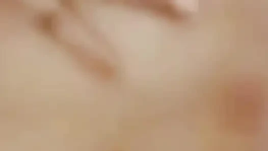 Indisches desi-dorfmädchen beim masturbieren beim baden erwischt