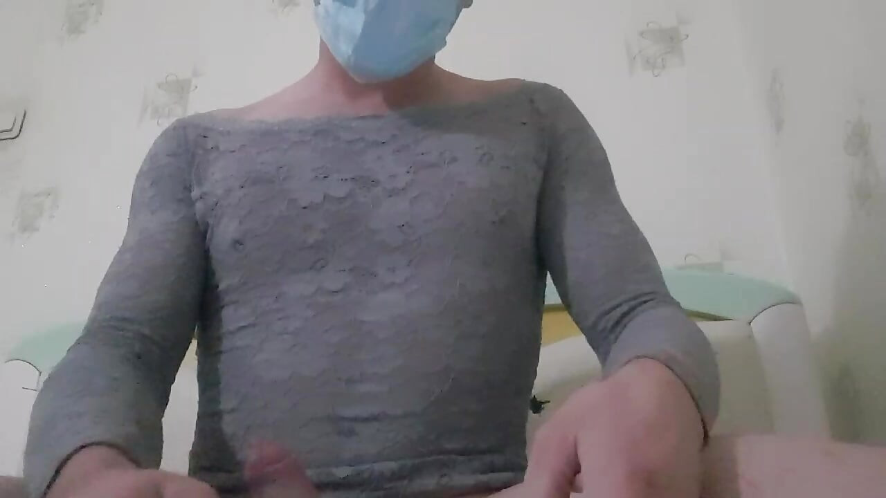 Spermowanie w koronkowej sukience.