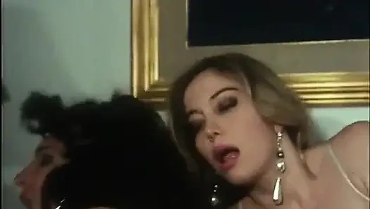 Ateşli ırklararası grup seks