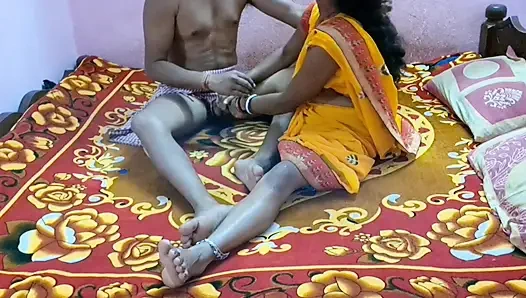 Indisches zimmermädchen vom hausbesitzer gefickt