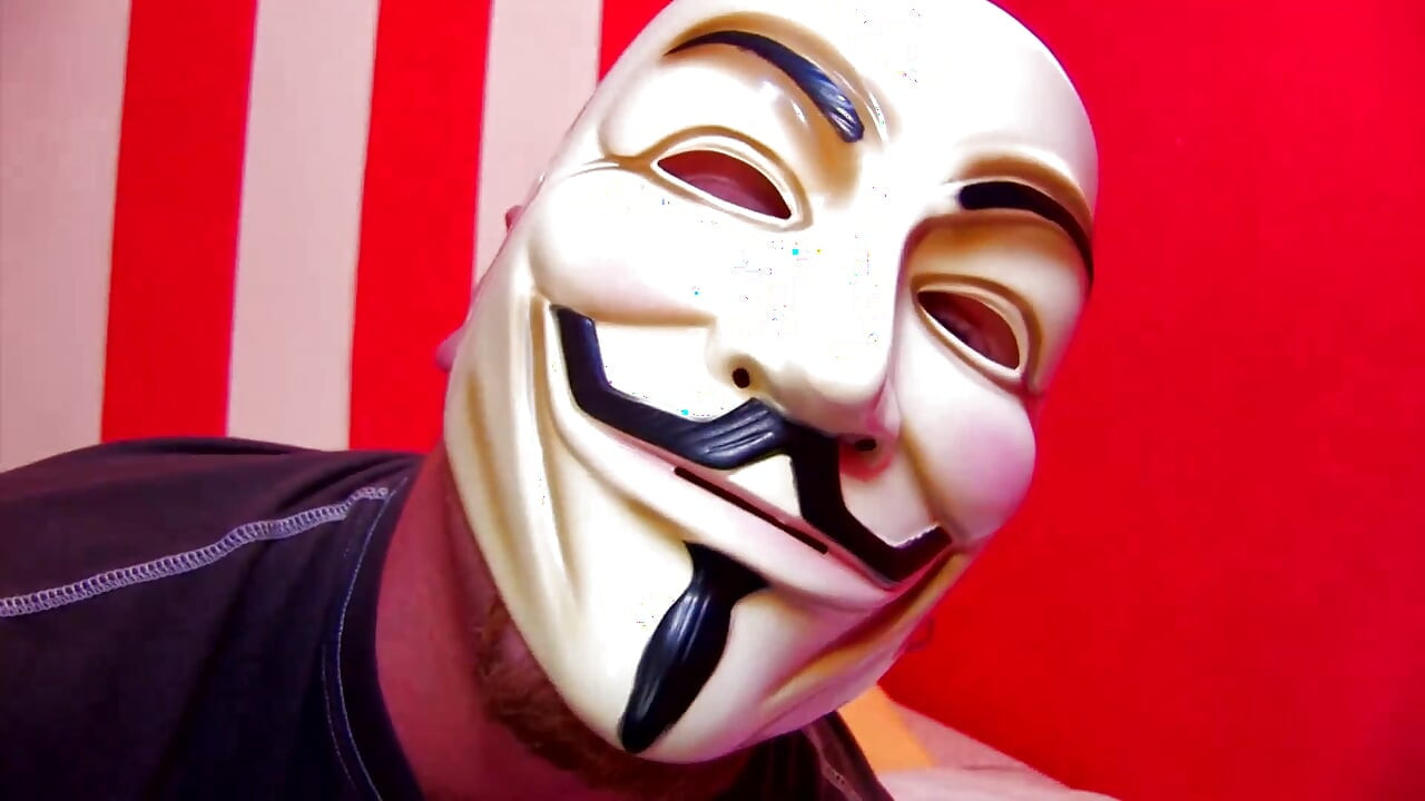 Drobna dziewczyna podwójnie penetrowała jebanie w dupę