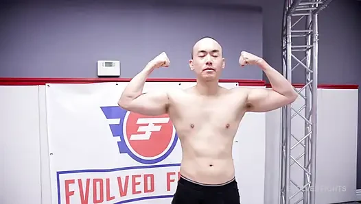 Blake Jones ve James Bang - Blake çarpıcı ilk kez sahneye çıkıyor