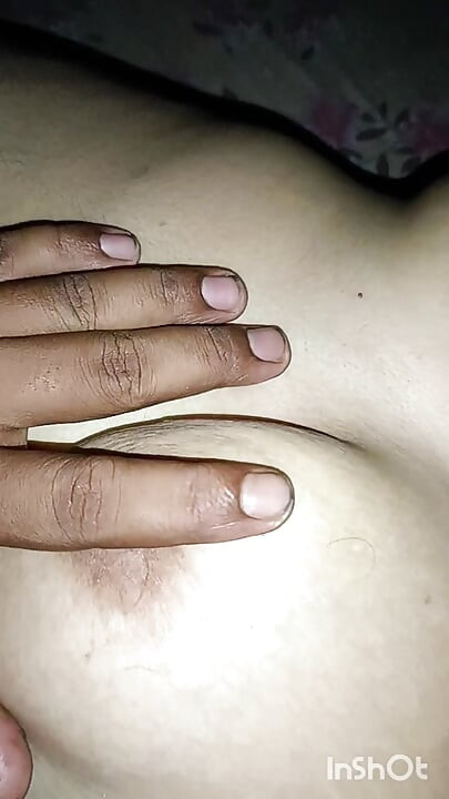 夫が久しぶりに休暇に来て、私のジューシーな膣を犯しました。