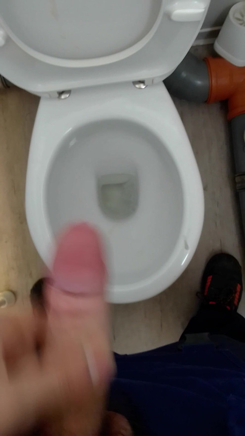 Huge cumshot at work