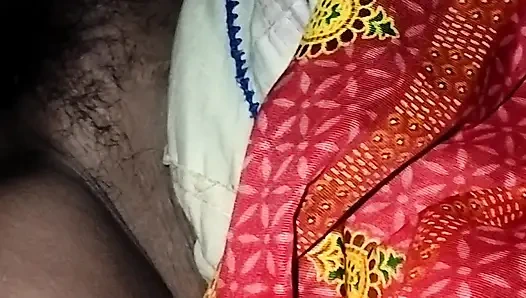 15 inçlik yarakla bir gecede sikiliyor. Hintli ateşli kadın | Hintli kadın