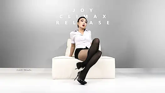 Sie genießt es, strümpfe zu trainieren -Isshiki Shizuka 01