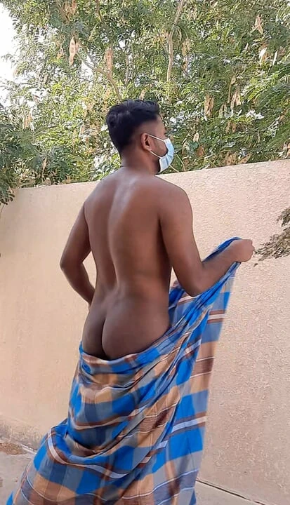 gay Lunggi with underware