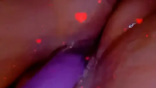 Cewek semok latina ini muncrat kaya orang gila