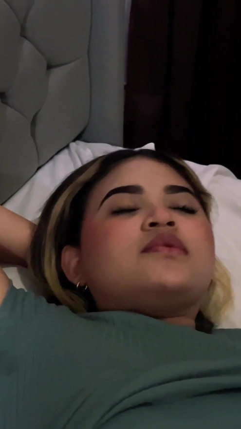 My ex-girlfriend tells me "I don't want to see you anymore" and 10 minutes later she was giving me a blowjob.... I ended up in his face | Clip 1