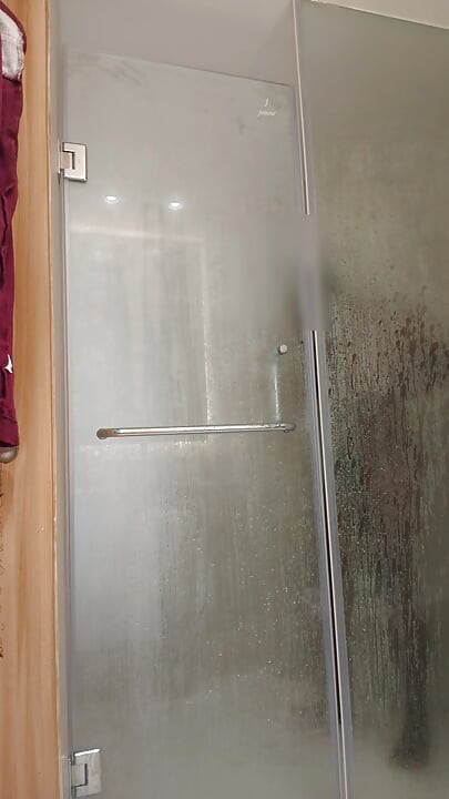 Single male bathing clip in five-star hotel. Male Shower