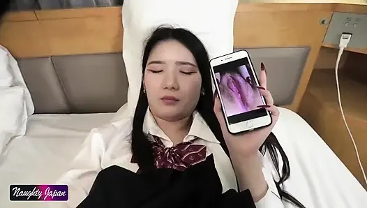 Clear Black-haired Long Beauty with Pale Slender Limbs, Obedient M Nature, Extreme Close-up Fetish Showcase