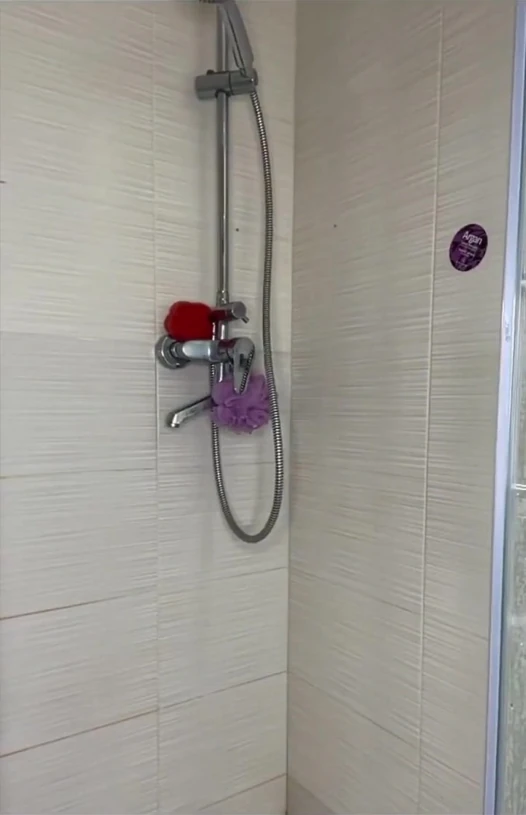 Shower Show!