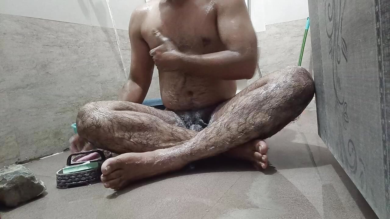 Mast lagata jab me nanga rahata hu
