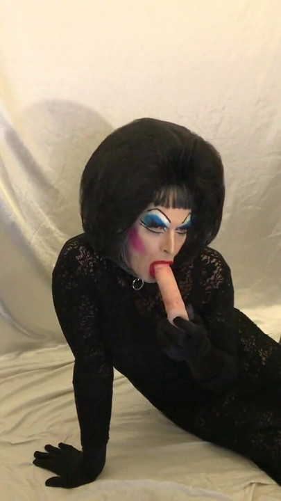 Drag Queen สาวร่านเริ่มต้นเว็บแคมกับอาจารย์! | คลิป 1