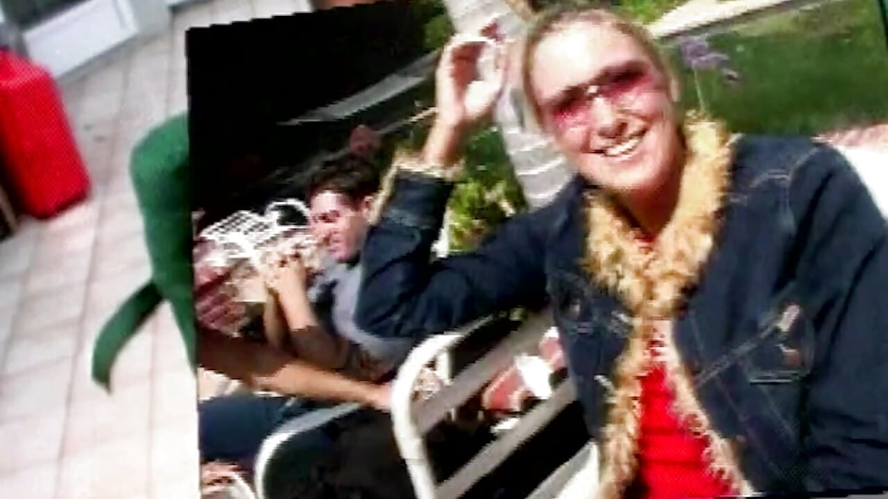 Interrassischer Anal-Urlaub: Heiße Blonde im Freien
