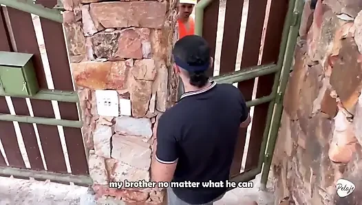 Woman Fucks the Worker Because Her Husband Went with His Friends