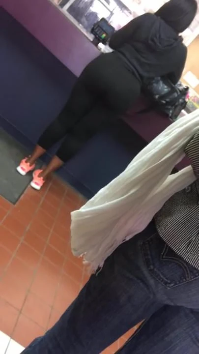 Waiting room booty