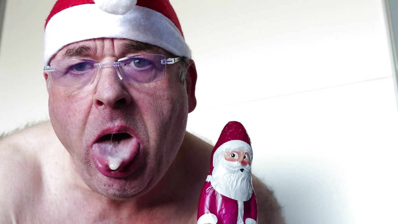 Merry Christmas Sperm sprayed and licked clean with Claus Noord