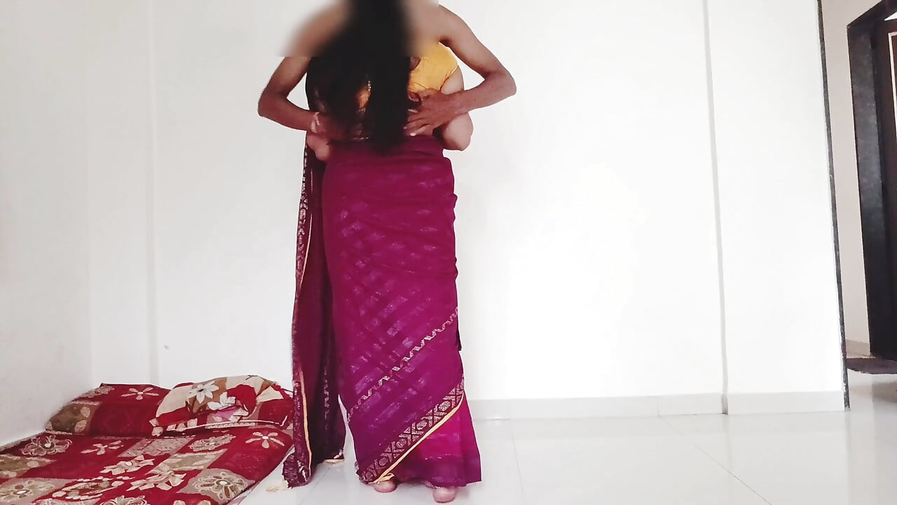 Rhea Bhabhi a eu des relations sexuelles avec son beau-frère dans la manière desi