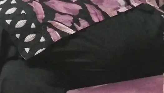 Bhabhi ki mast gaand k nazarey.aloneboy425.