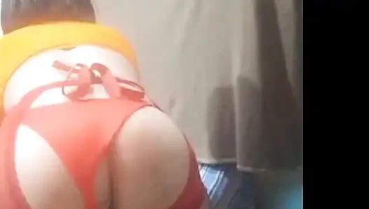 Ateşli elle muamele cosplay