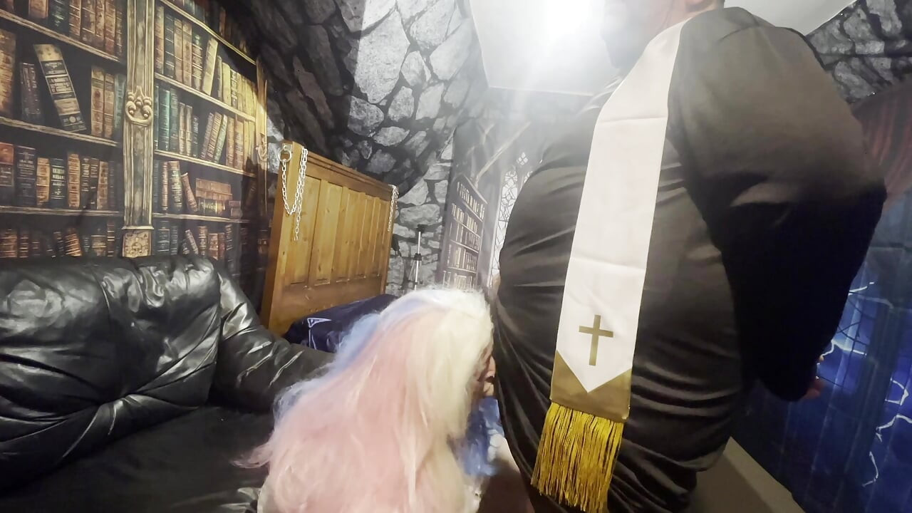 Parte 2: Vigário e a estudante universitária!