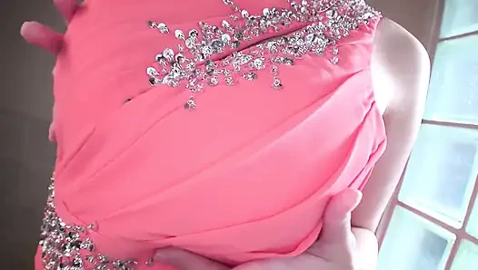 Japon orta yaşlı seksi kadın kıllı amcık küvette sırılsıklam sikiliyor