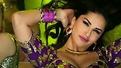 Bollywood + attrice hollywood hot saree forma, culo grosso + grande