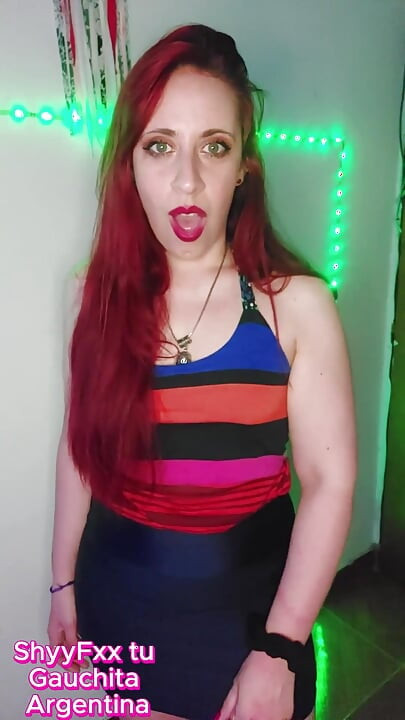 Shyfxx Vaš kolega pronalazi vas kako masturbirate svoj kratki kurac! JOI Sph