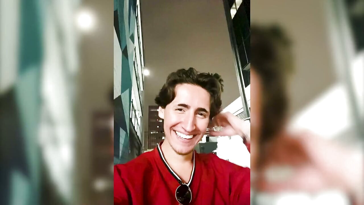 Estrela do tiktok Kane Trujillo aborda seus haters e revela sua paixão por celebridades!
