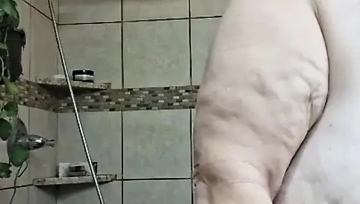 Nach Einem Heißen Duschen Trocknet Krankenschwester Vicki Und Macht Andere Bräutigam
