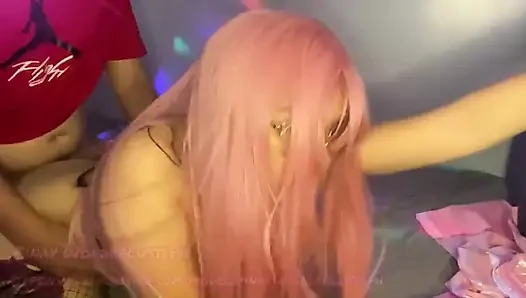 Cewek pinay bar lagi asik ngentot sama pelanggannya di kamar vip sampai matanya merem melek.