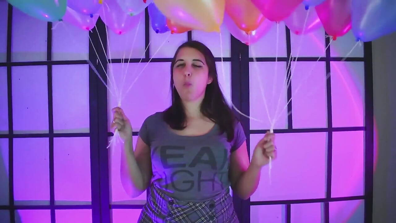Helium Balloons and Bubblegum Turns Me on - Bunny Looner