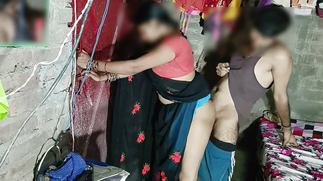 Secret sex in broad daylight, brother-in-law entered the sister-in-law's room and persuaded the sister-in-law to her, then sucked the nipples, choosing the sister-in-law, the sister-in-law landed the muscle and stood up to the doctor.