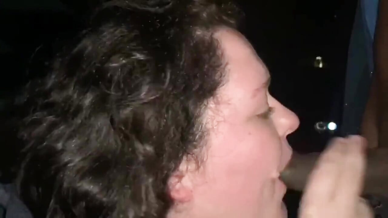 YoungEnglishBBW BBC Nata4sex boquete ao ar livre na siririca na minha buceta, palmada