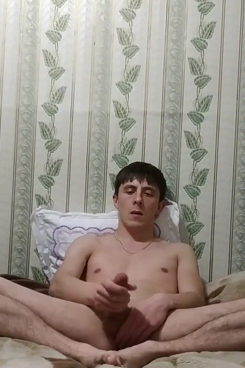 카메라 앞에서 자지를 흔들다
