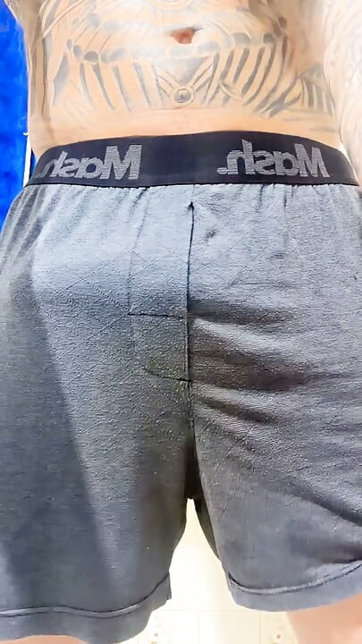 Showing off Dick and Cumming