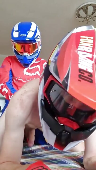 Motorcyclist Fucked a Guy in Mxhelmet