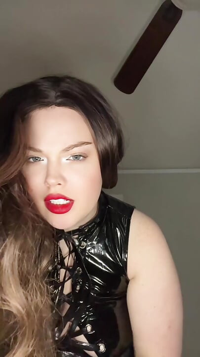 MILF Cuckolds Her Fuck Buddy with the Biker Gang Role Play