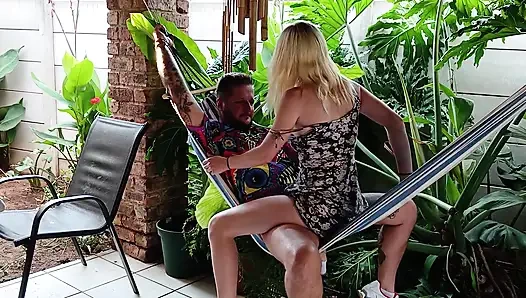 Hawaii en outdoor sex wiyh petite blonde surfer girl