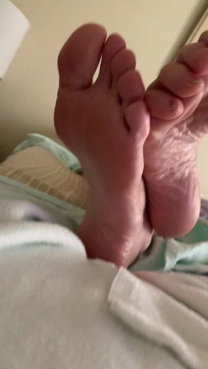Granny feet