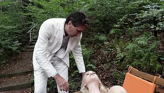 Seks Terapisti Vahşi Üçlü Grup Seks Seansları