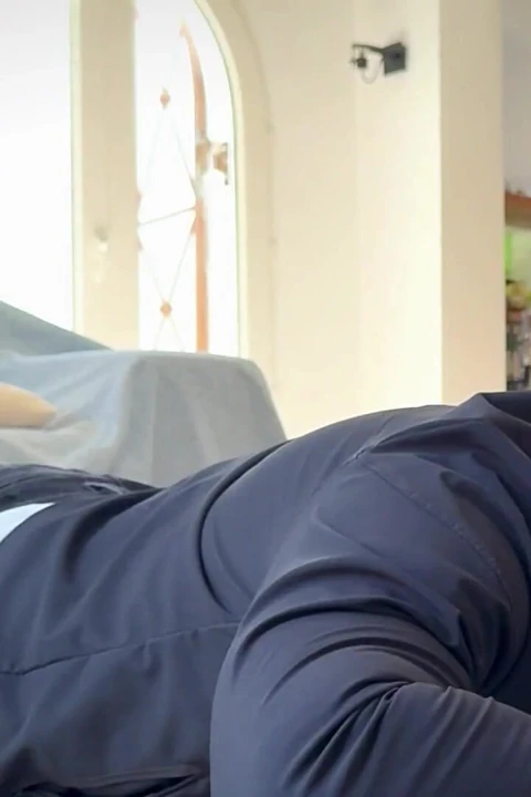 拉丁女郎在被狠操时, 在她的受虐狂身上发现每一个痒痒的地方