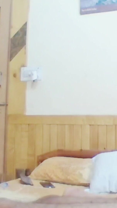 Snažan trenutak iz "Milf je dala mužu da jebe njezinu seksi pičku"