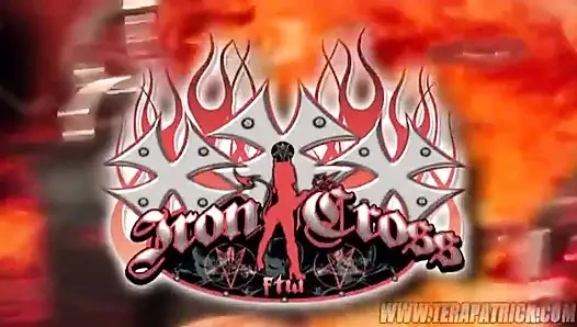Dominasi: adegan 4 menampilkan gia paloma