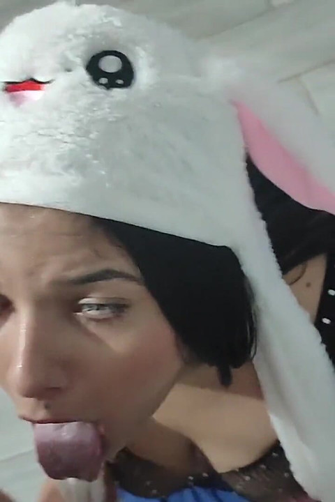 Teen Cosplay Sucking Big Dick